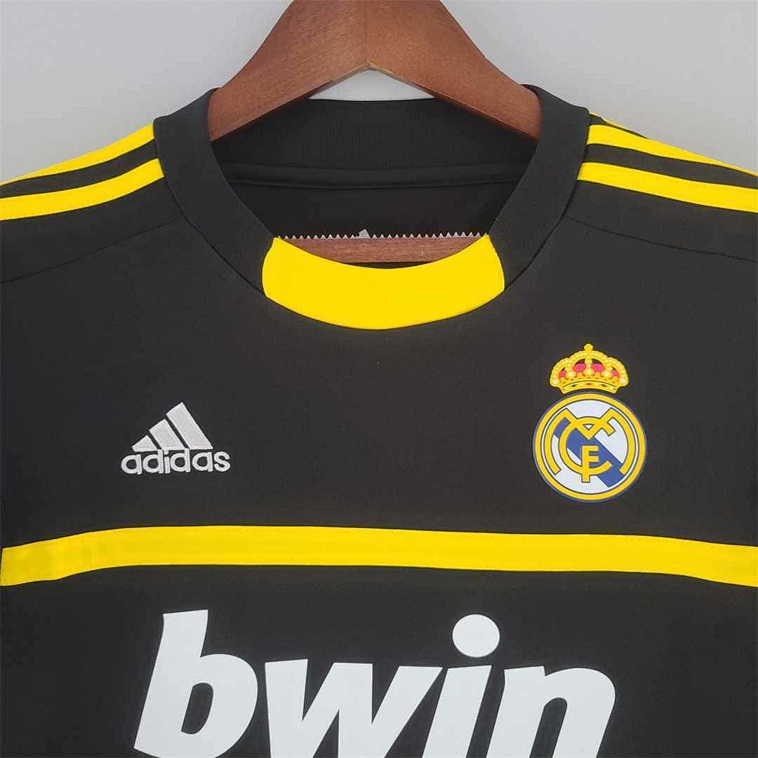 11-12 Real Madrid goalkeeper black 2