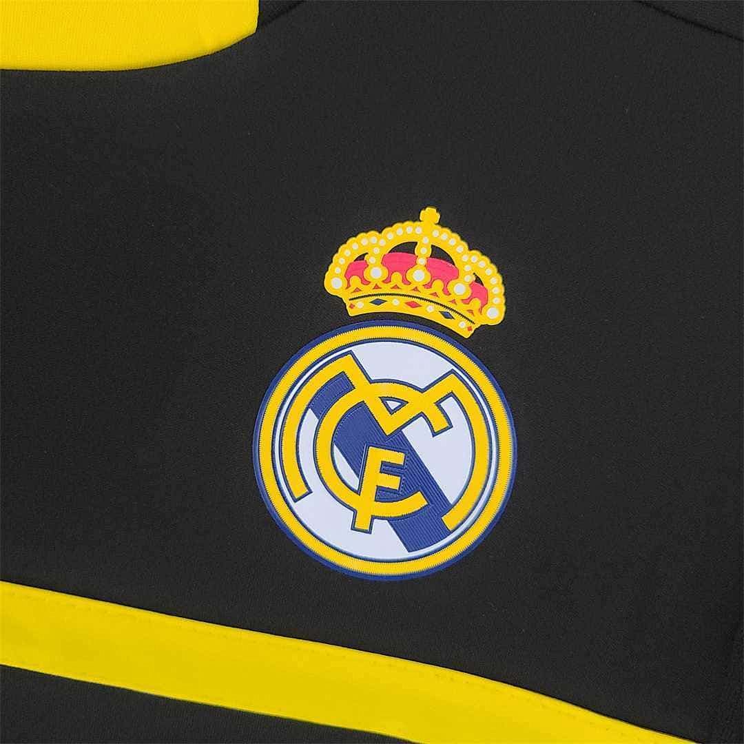 11-12 Real Madrid goalkeeper black 3