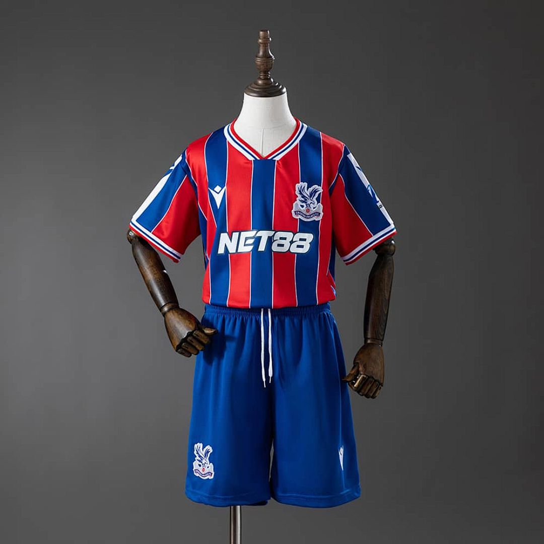 Crystal Palace 25_26 Home Kids Kit Jersey SIZE 16-28