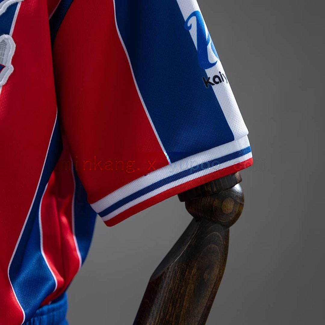 Crystal Palace 25_26 Home Kids Kit Jersey SIZE 16-28 7