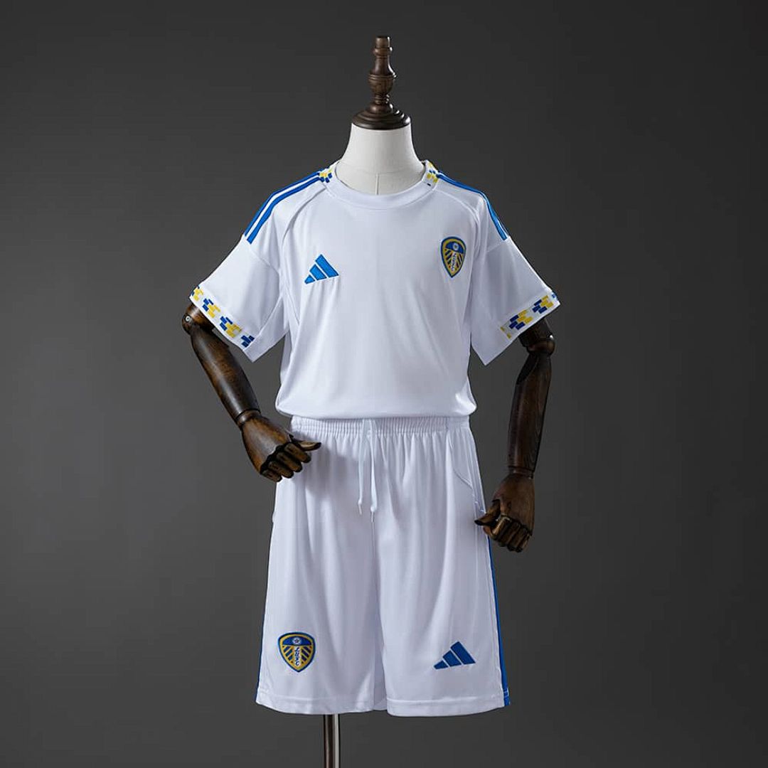 Leeds United 25_26 Home Kids Kit Jersey Size 16-28