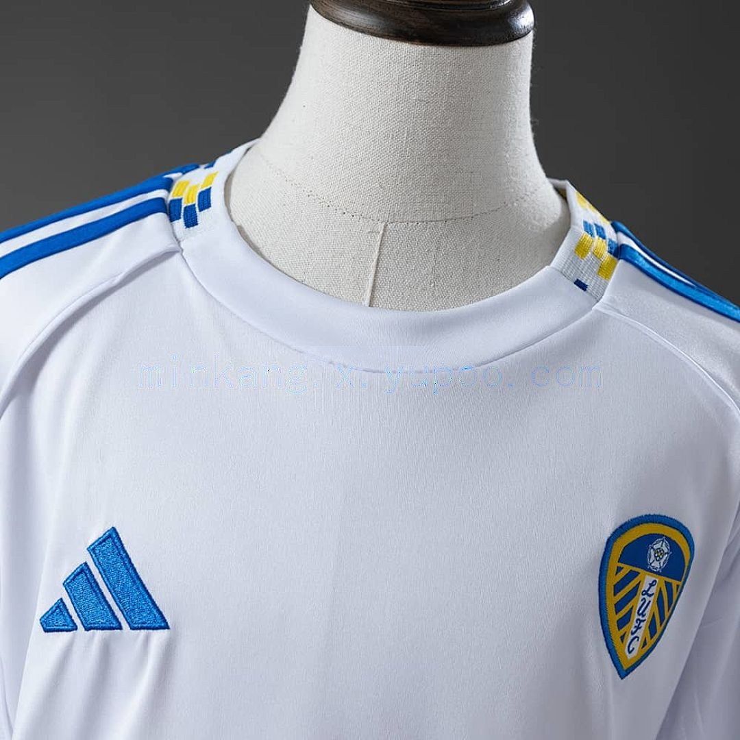 Leeds United 25_26 Home Kids Kit Jersey Size 16-28 8