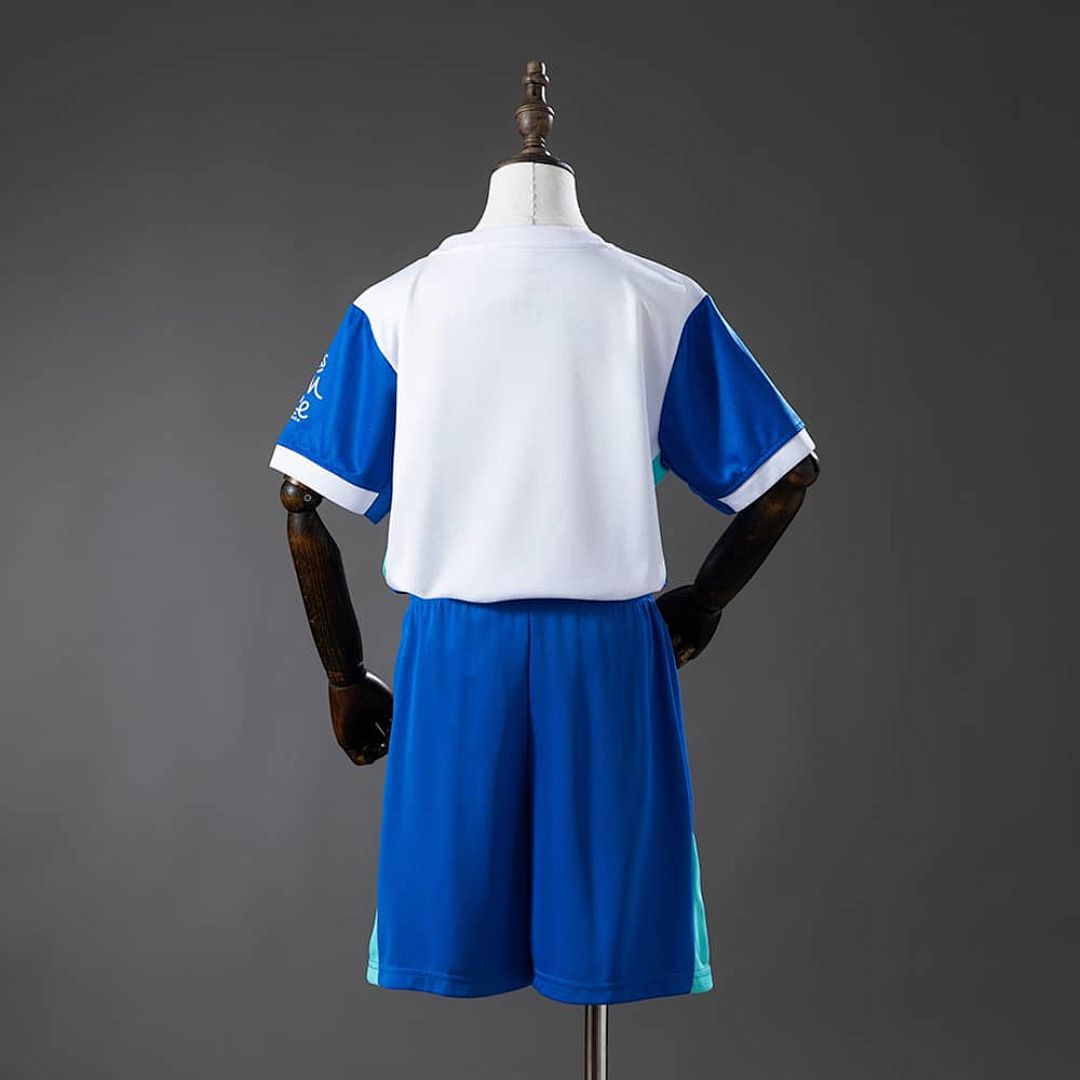 Brighton 25_26 Home Kids kit Jersey SIZE 16-28 2