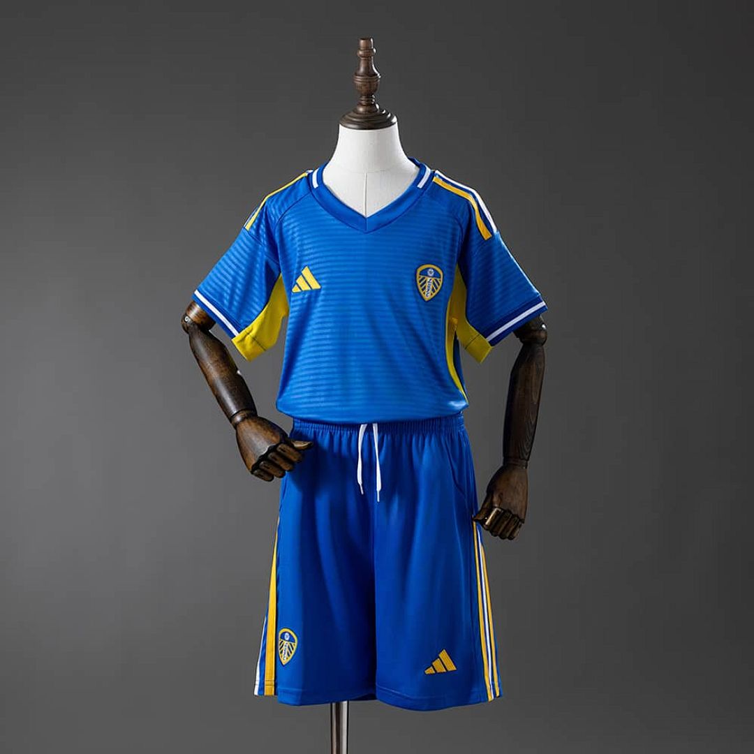 Leeds United 25_26 Away Kids kit Jersey SIZE 16-28
