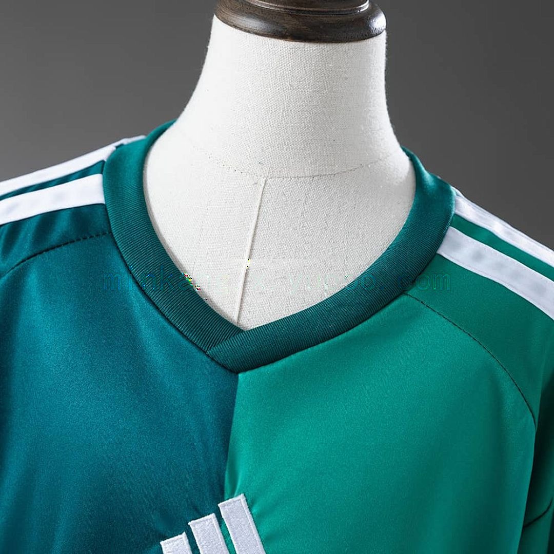 Northern Ireland 2026 Home Kids kit Jersey SIZE 16-28 9