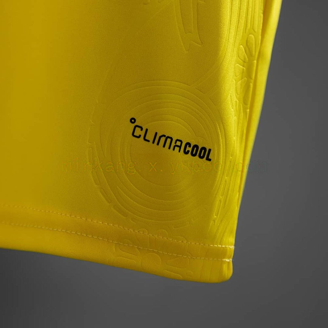 Sweden 2026 Home Kids Kit Jersey Size 16-28 10