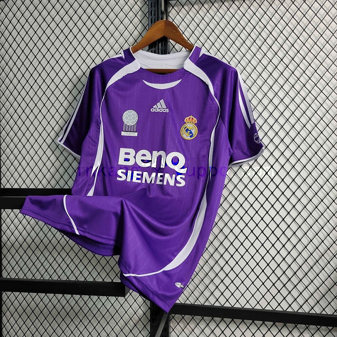 06-07 rétro Real Madrid violet S-XXL 3