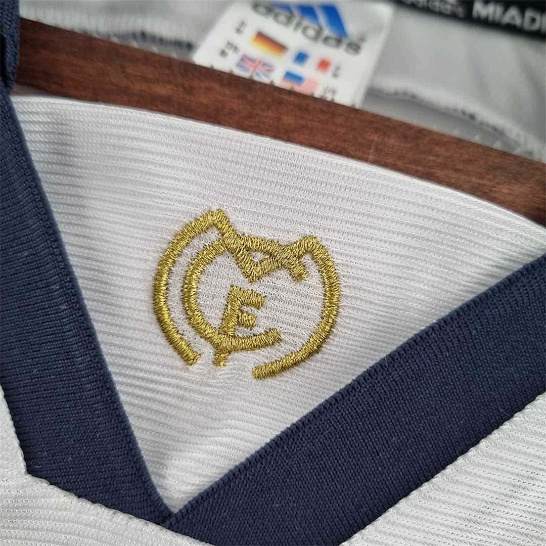 99-00 Real Madrid home 4