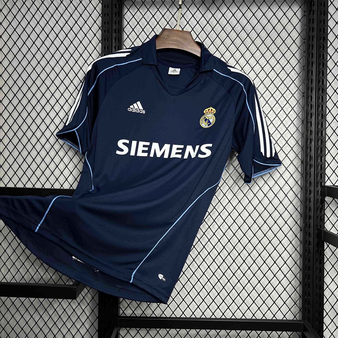 05-06 Real Madrid Away Retro Kit Vintage Shirt Sport AAAAJersey Yupoo 2