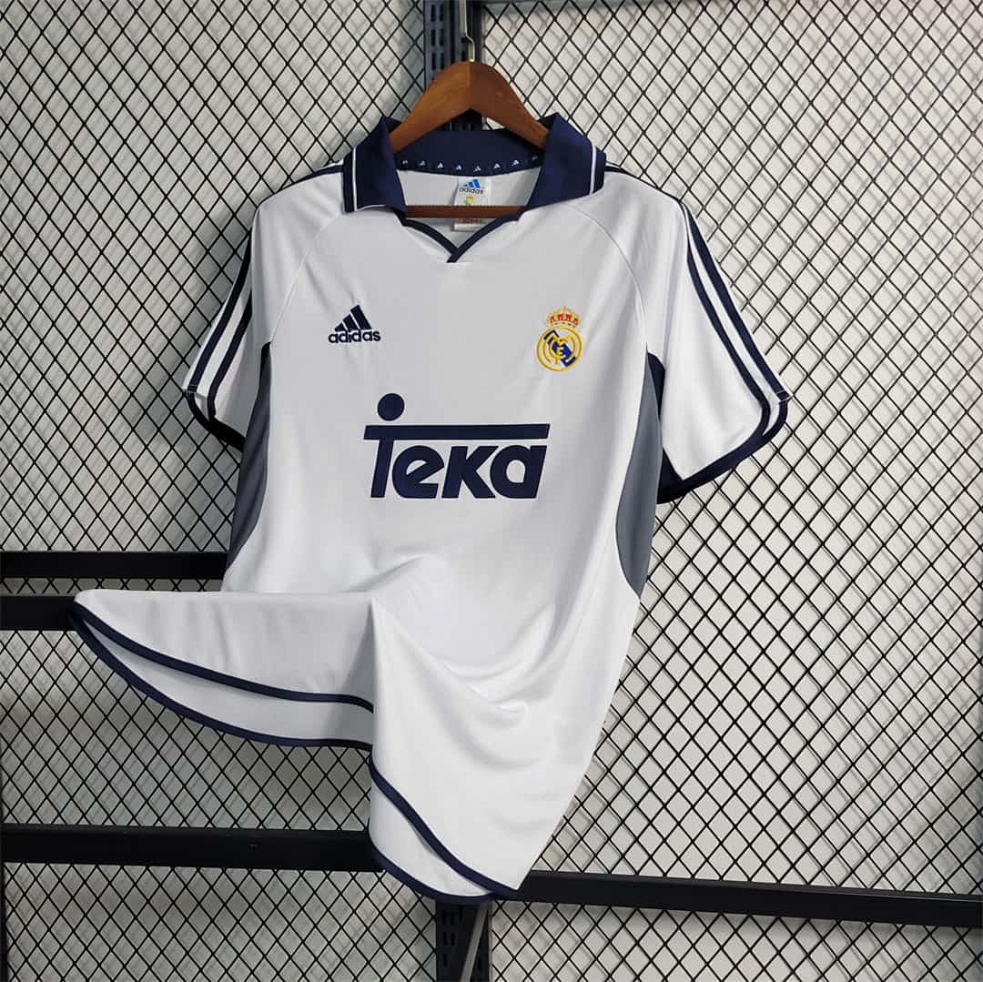 00-01 Real Madrid home 10