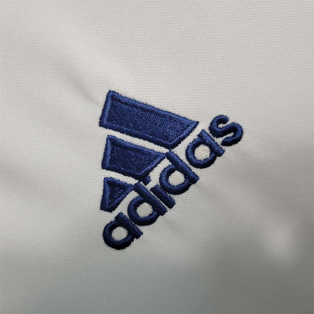 00-01 Real Madrid home 7