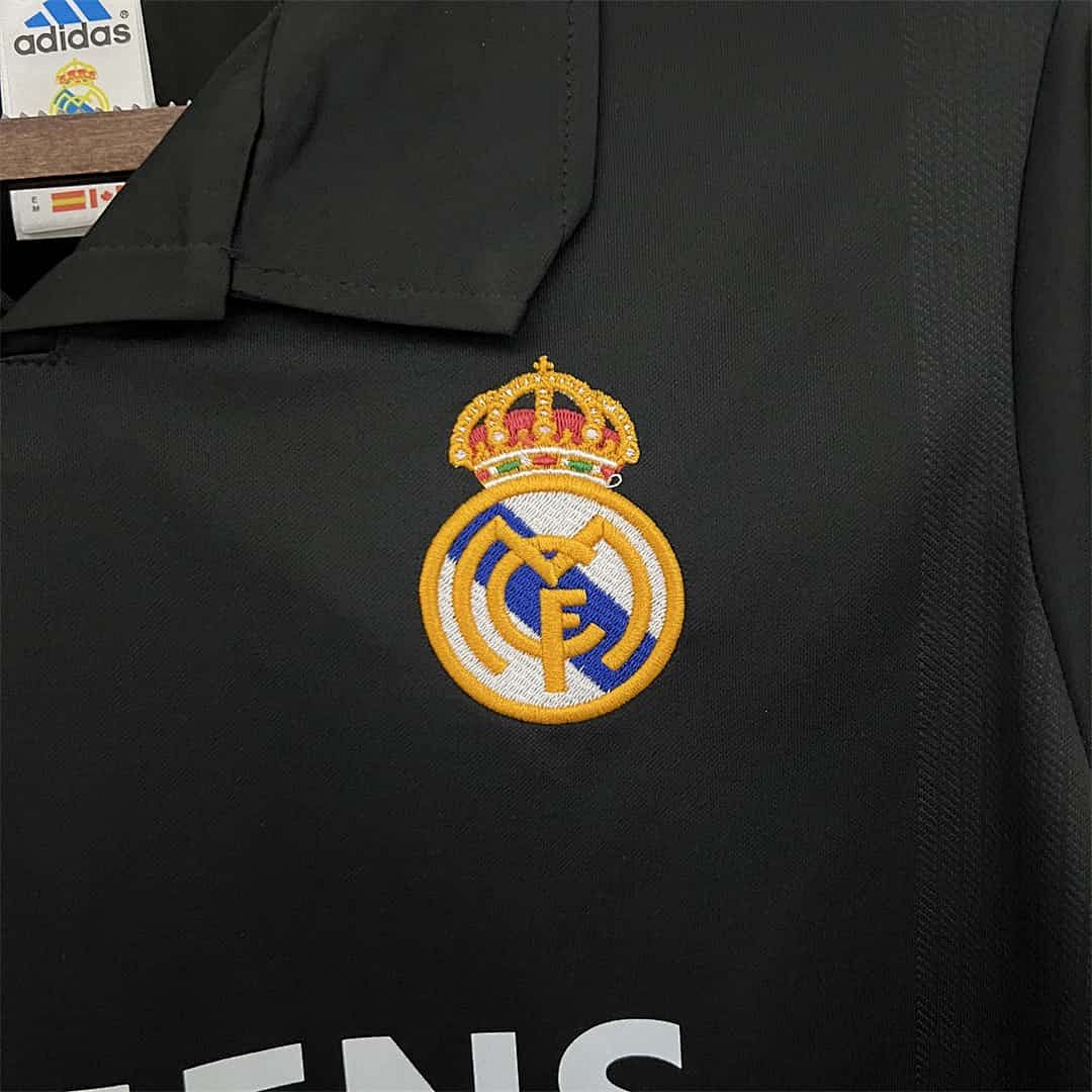 02-03 Real Madrid away 2