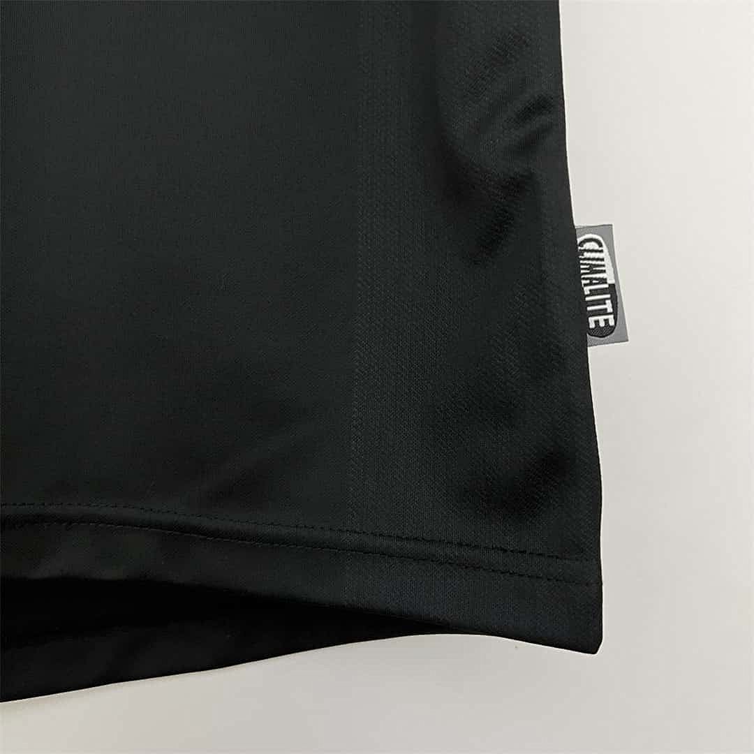 02-03 Real Madrid away 4