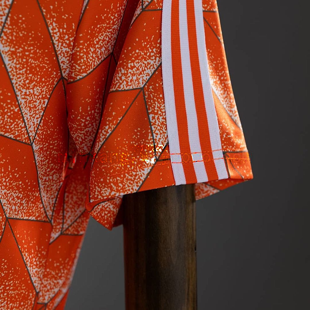 Retro 1988 Holland Home Retro 2