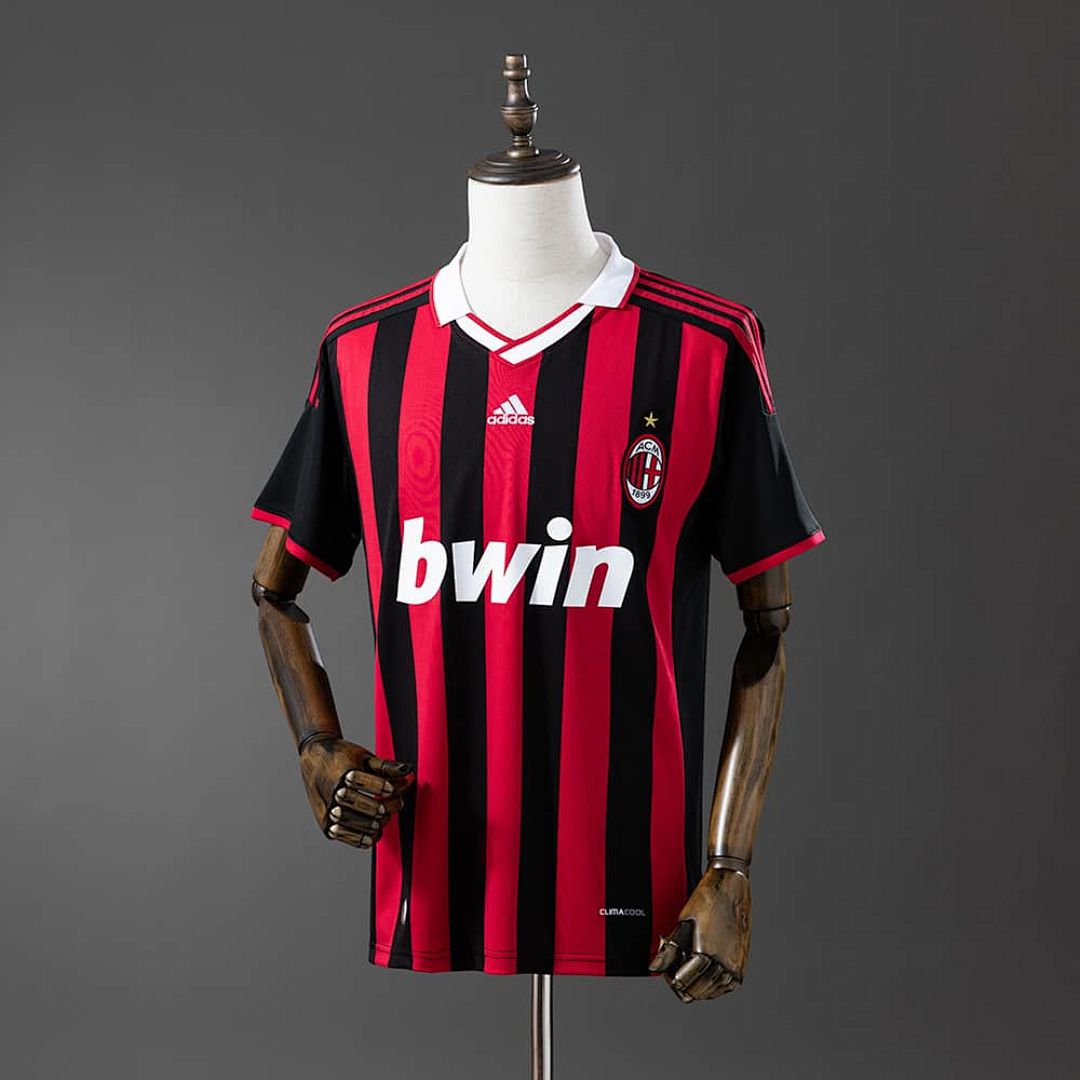 Retro 09_10 AC Milan home S-XXL