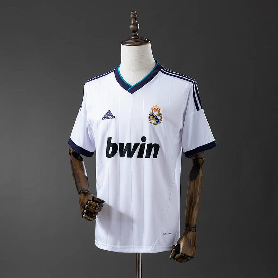 Retro 12_13 Real Madrid home S-XXL
