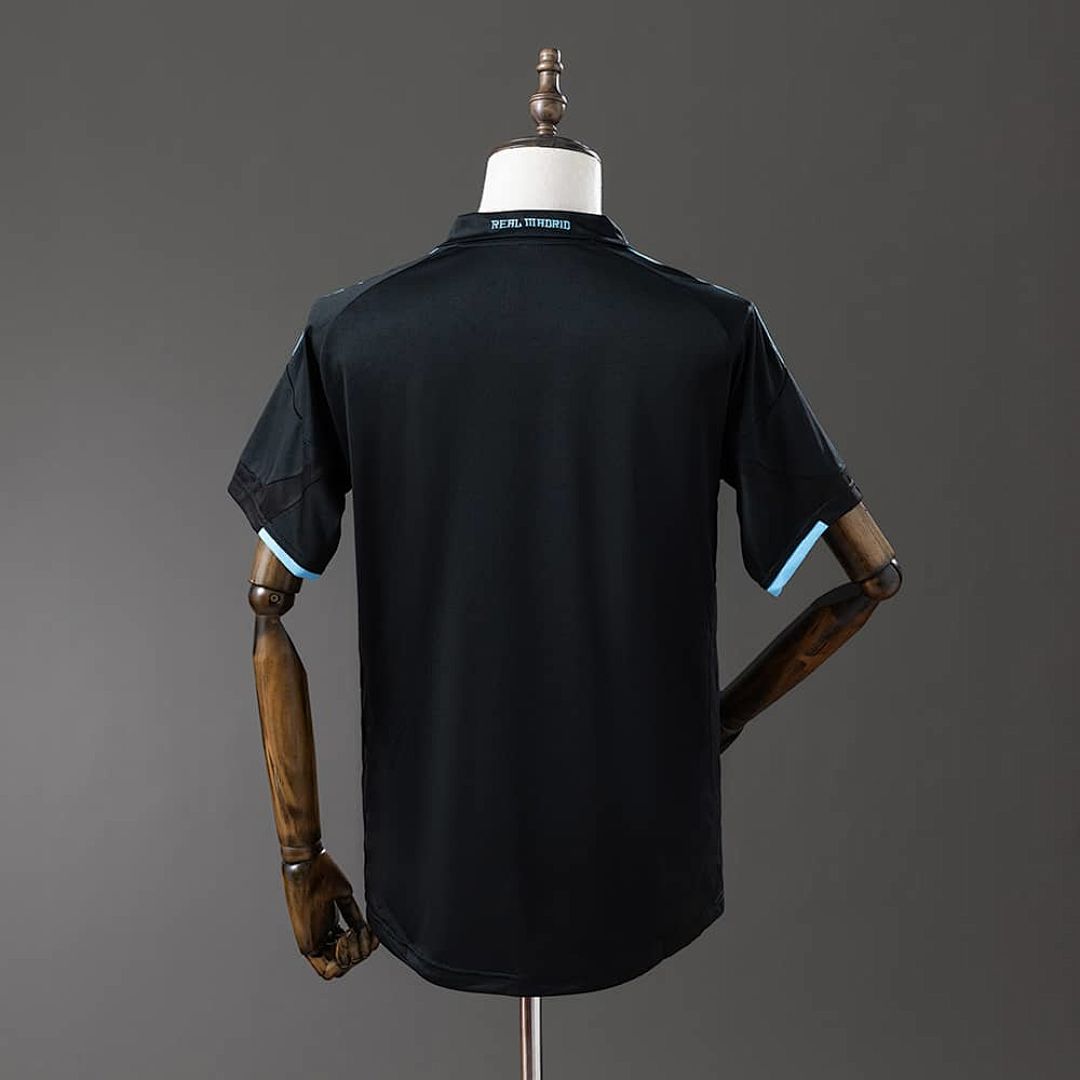 Retro Real Madrid 09_10 away S-XXL 9
