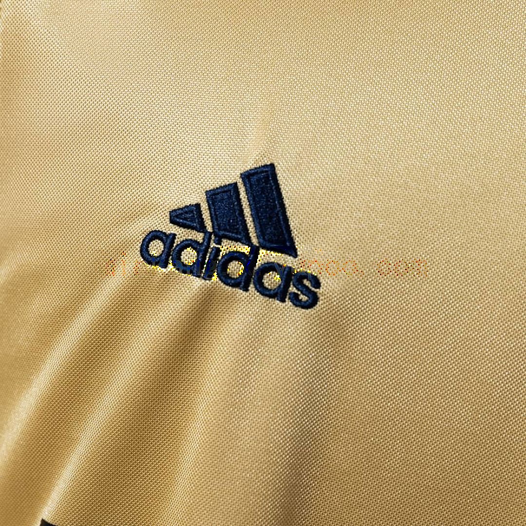 Retro 04_05 Bayern Munich away S-XXL 4