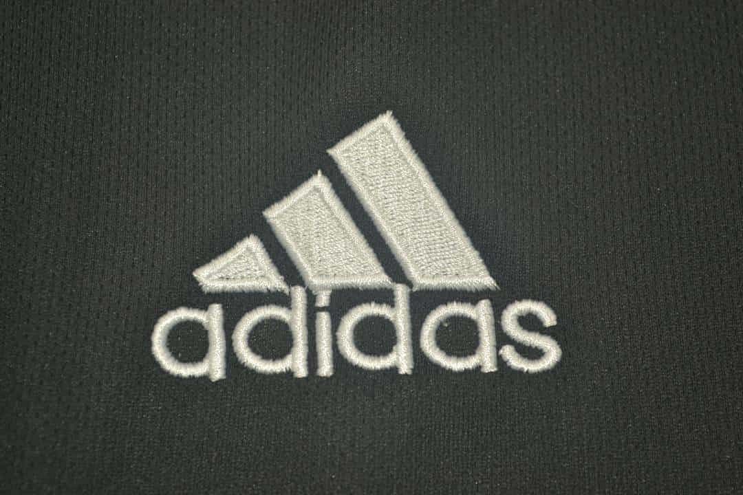 04-05 Real Madrid away 4