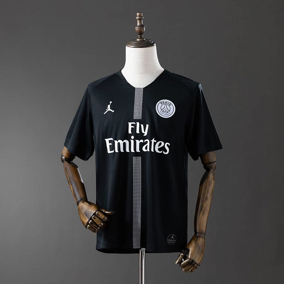 Retro PSG 18_19 Black S-XXL