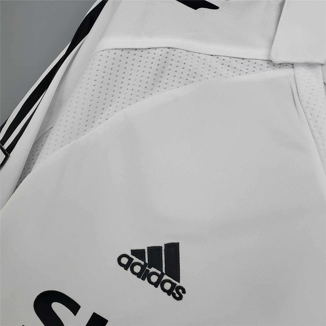 05-06 Real Madrid home long sleeve 4