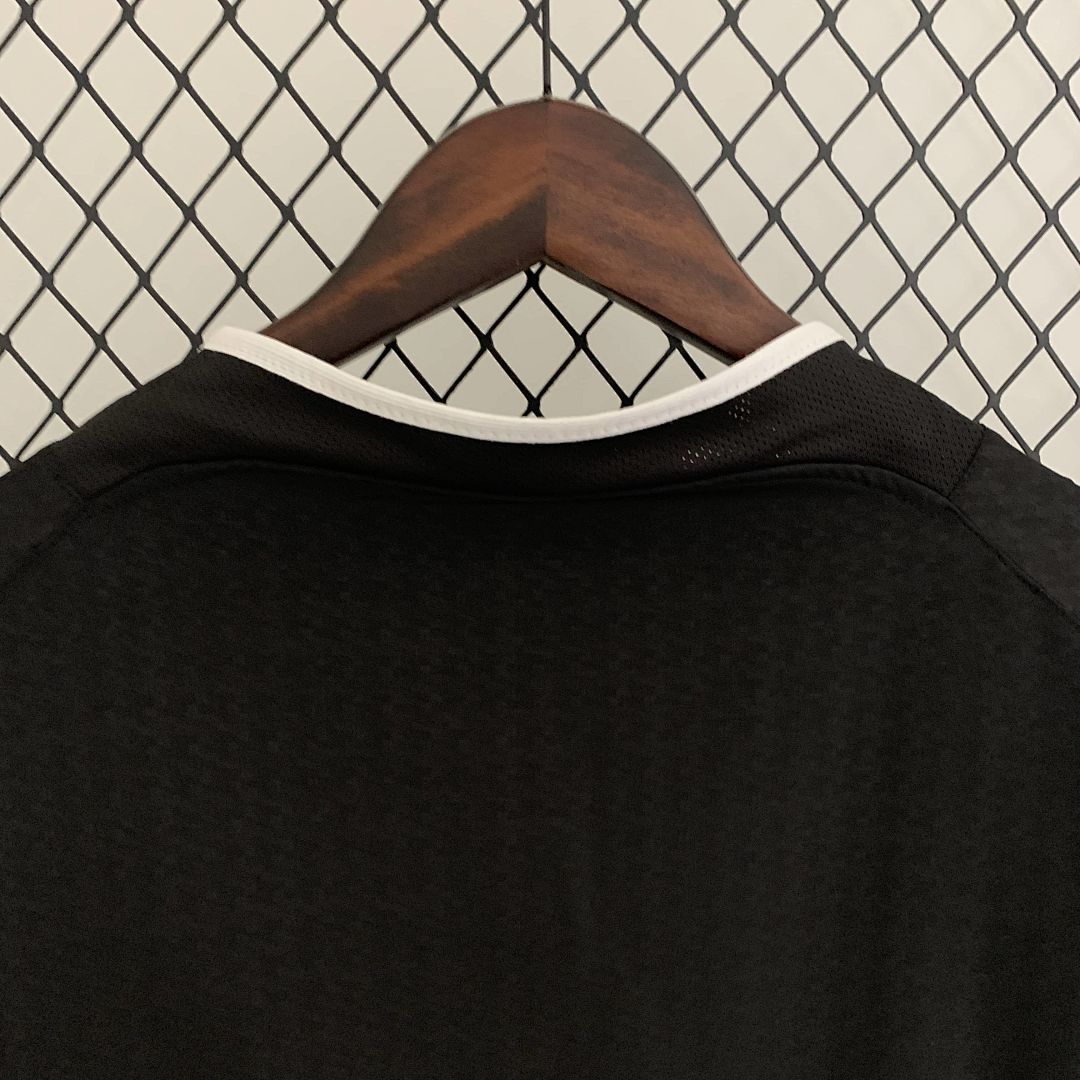 Retro M-U 03_04 Away S-XXL 3