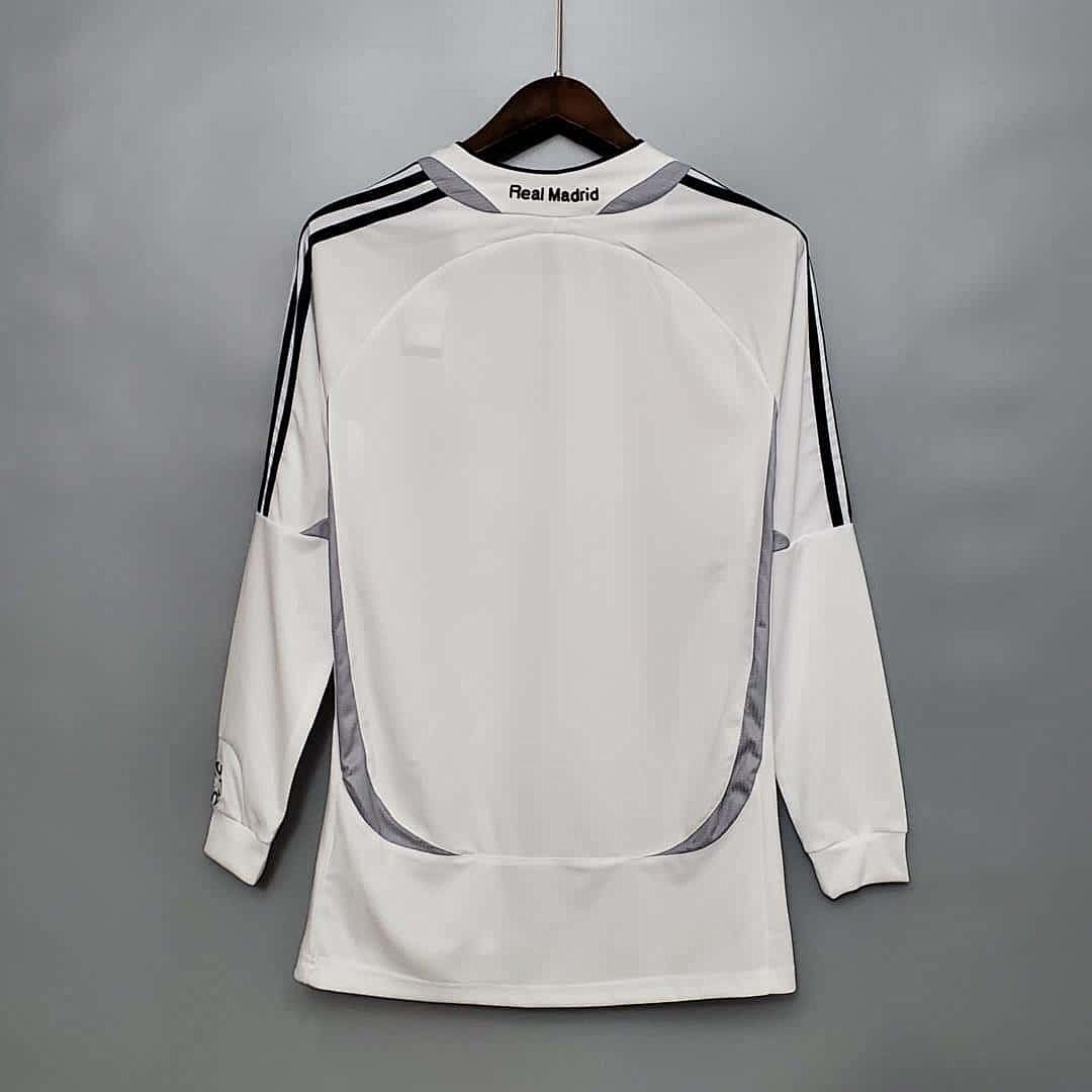06-07 Real Madrid home long sleeve 4
