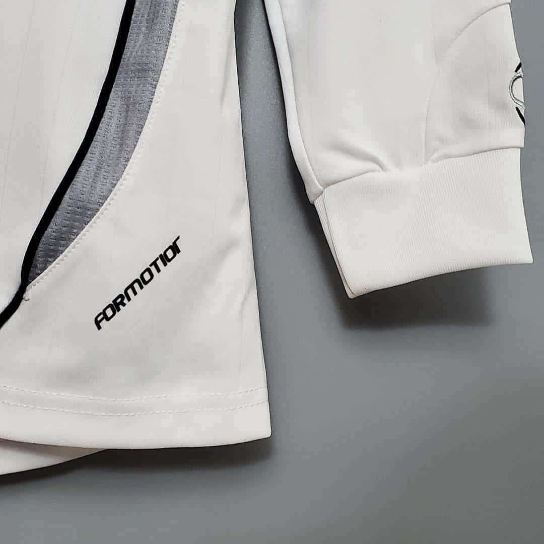 06-07 Real Madrid home long sleeve 7