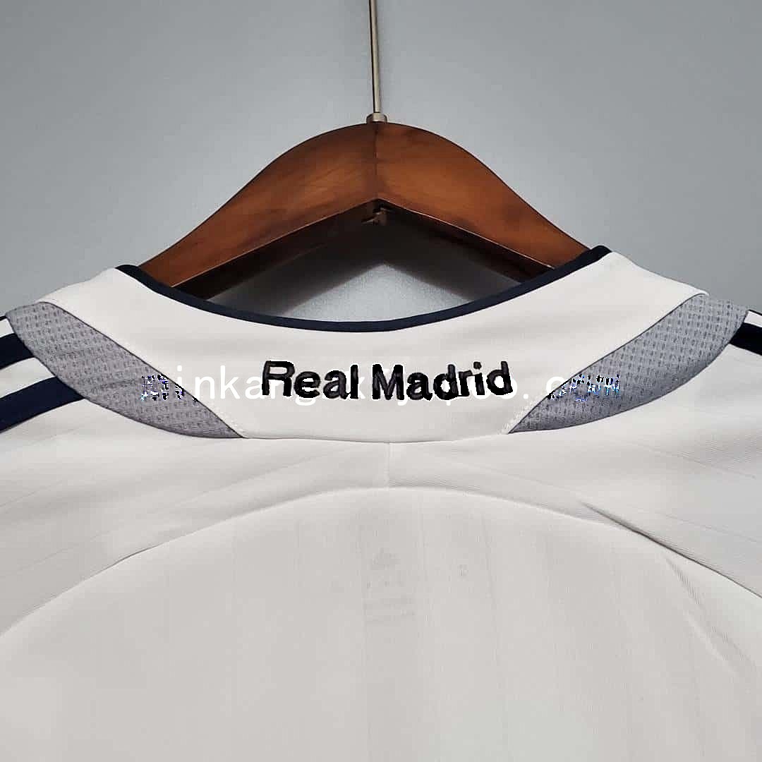 06-07 Real Madrid home long sleeve 8
