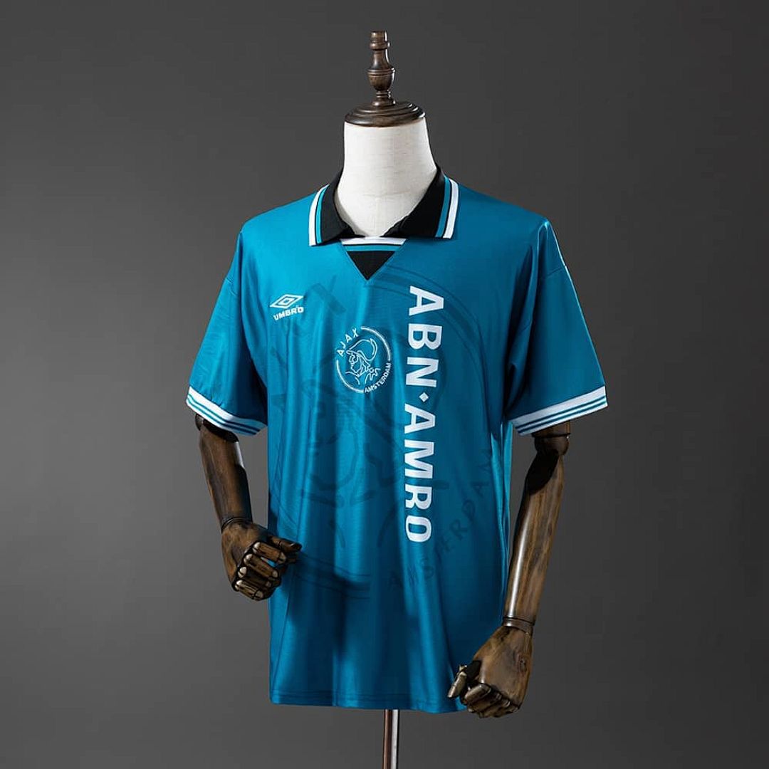Retro Ajax 95_96 Away S-XXL