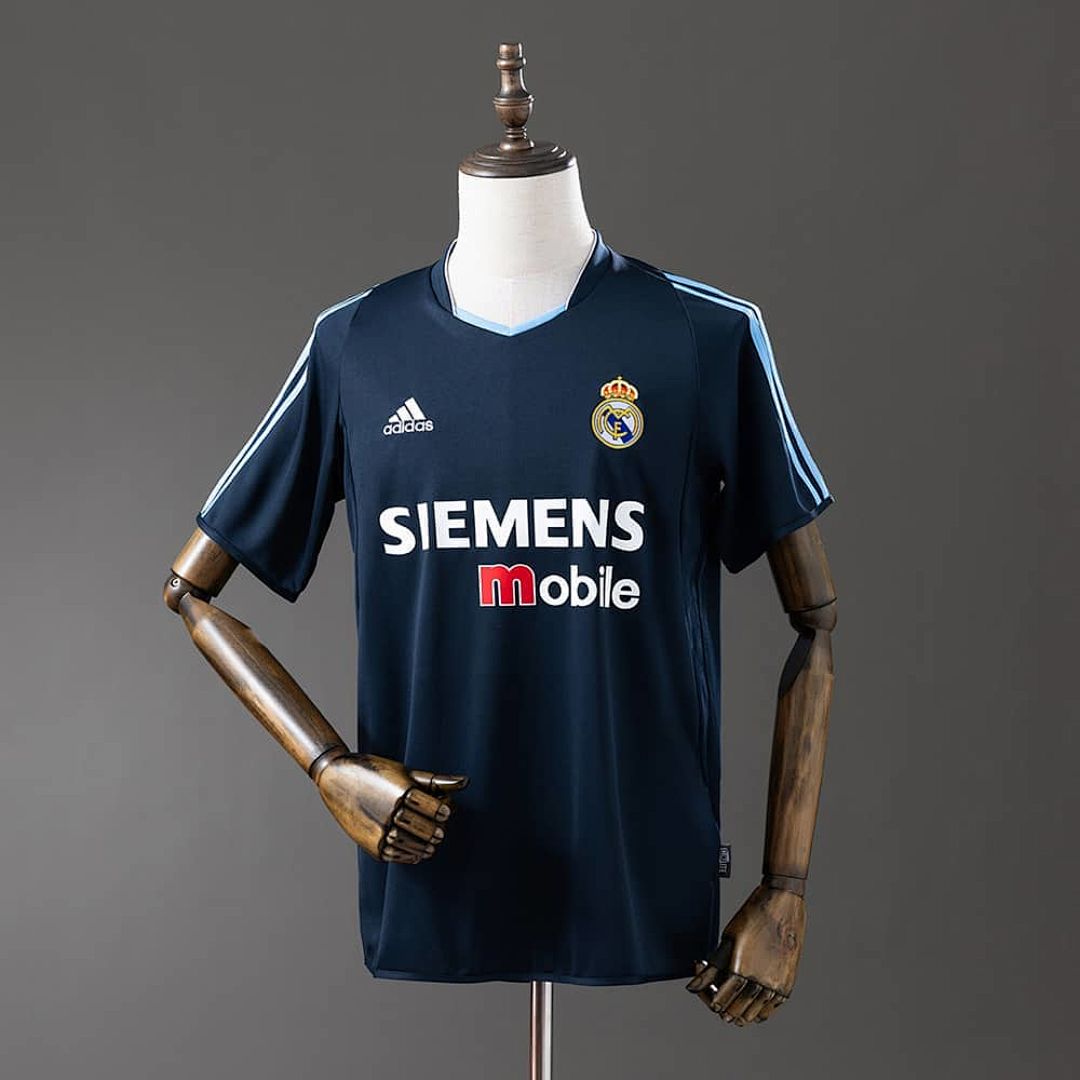 Retro Real Madrid 03_04 Away S-XXL