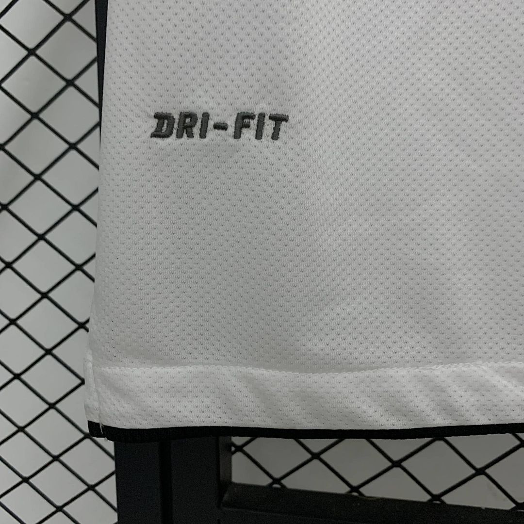 Retro M-U 10_11 Away S-XXL 9
