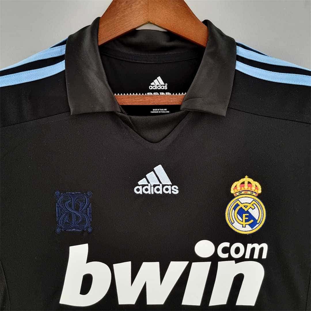 09-10 Real Madrid away 2