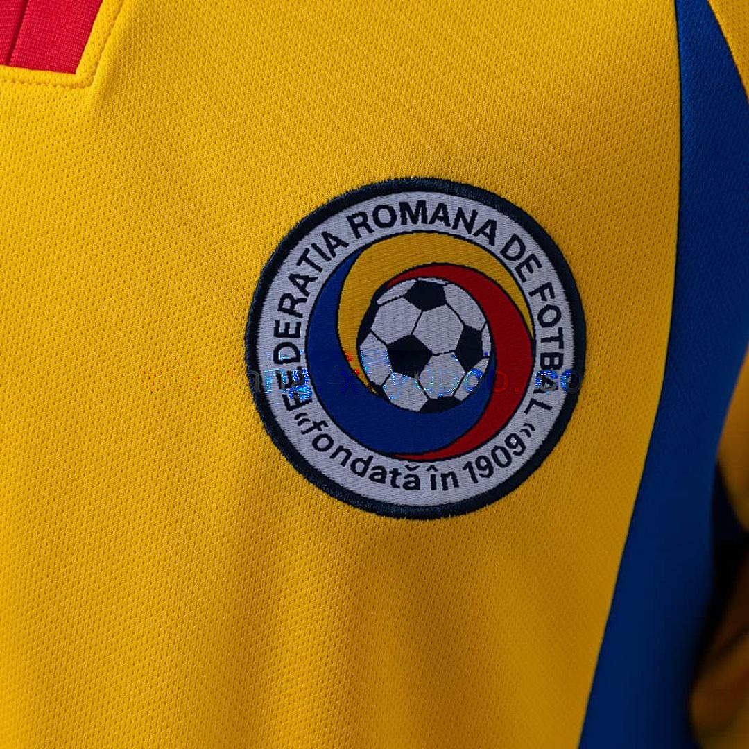 Retro 2000 Romania Home S-XXL 4
