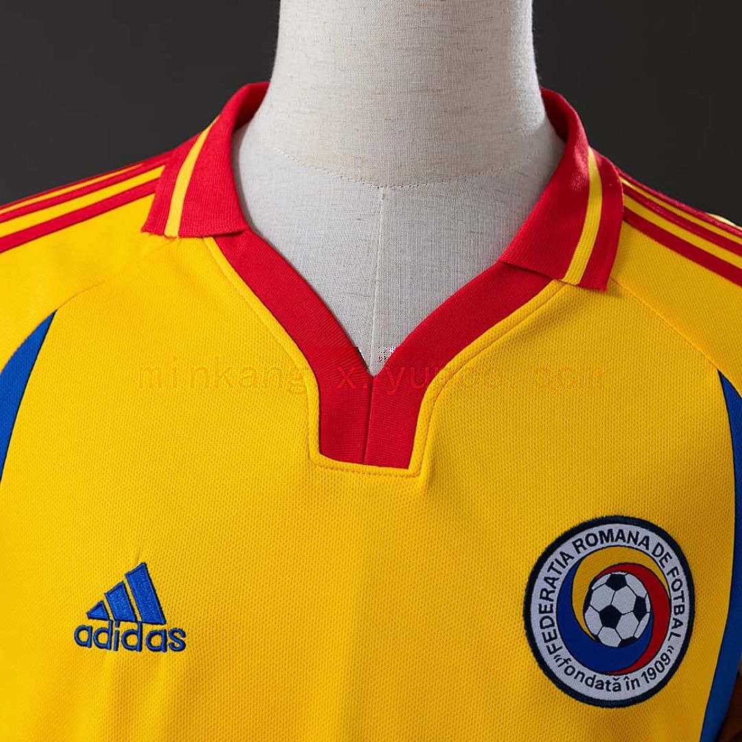 Retro 2000 Romania Home S-XXL 5