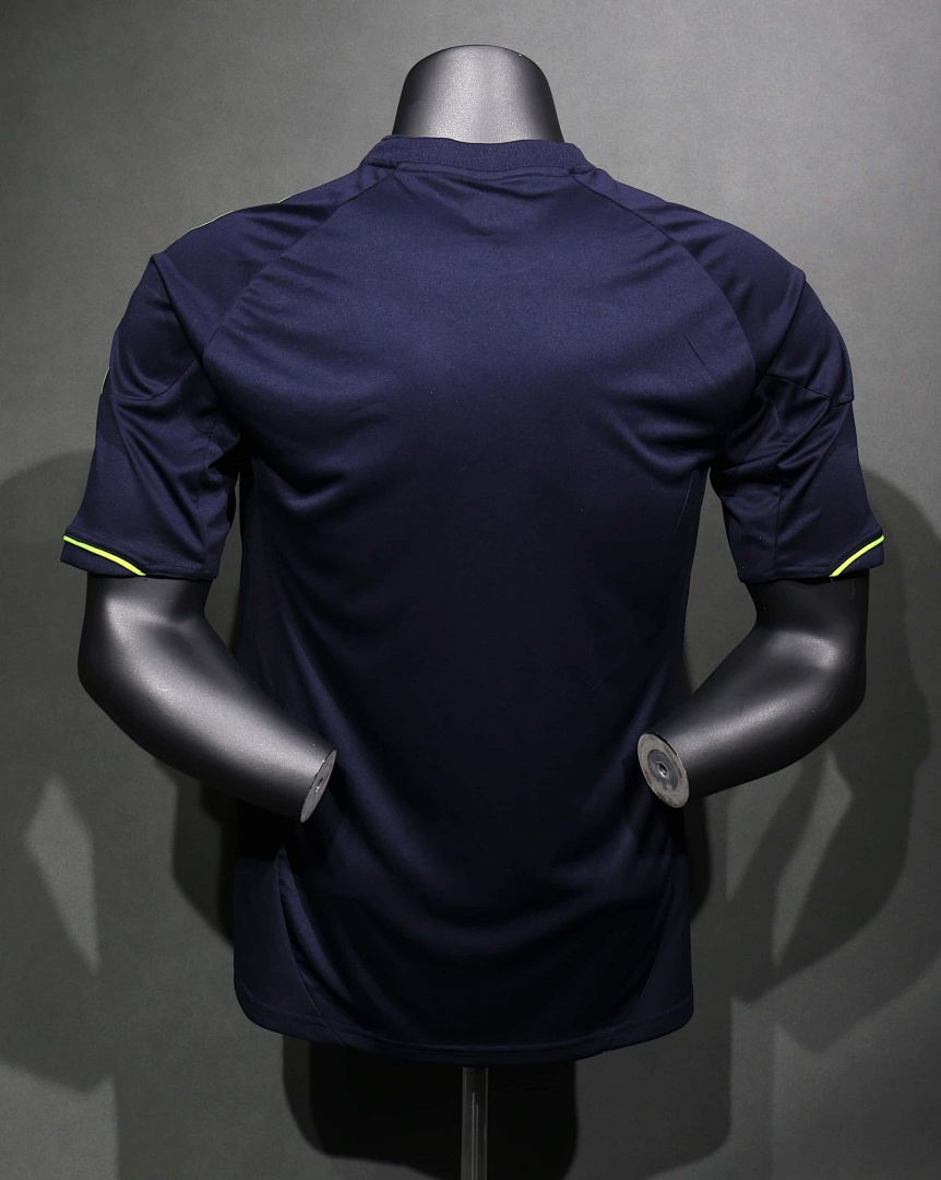 2012-13 Retro Real Madrid Away Kit Player 3