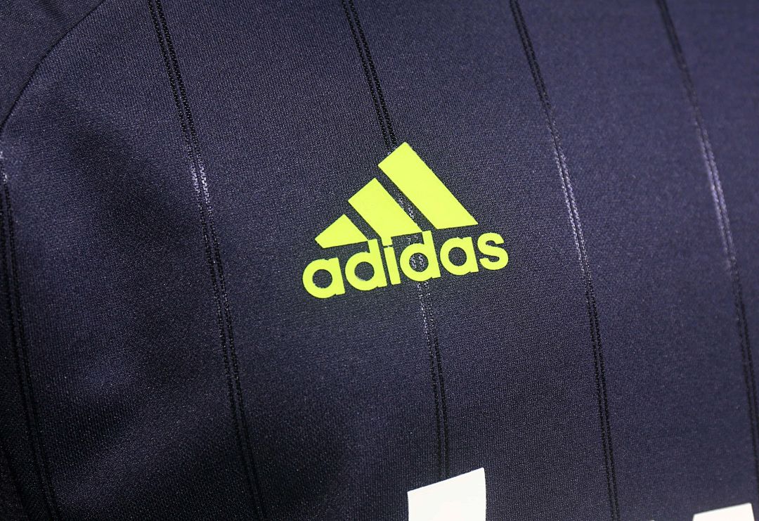 2012-13 Retro Real Madrid Away Kit Player 4