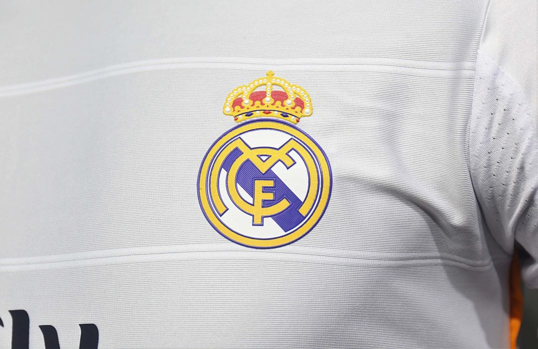 2013-14 Retro Real Madrid Home Kit Player 10