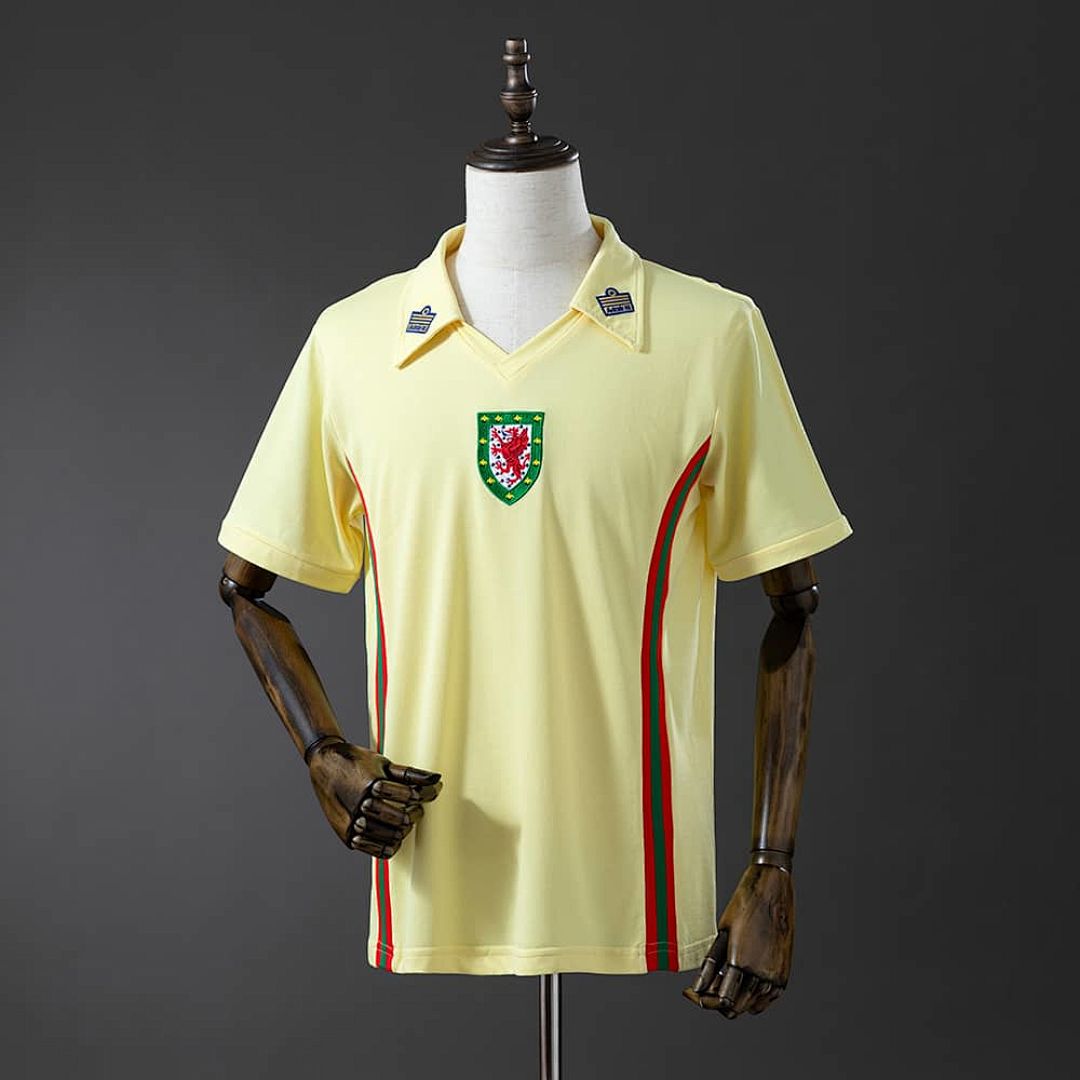 Wales 1976_79 Away Retro Jersey S-XXL
