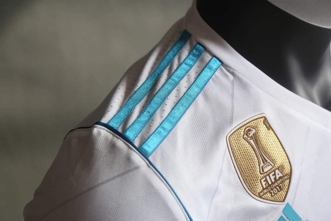2017-18 Retro Real Madrid Home Kit Player 3