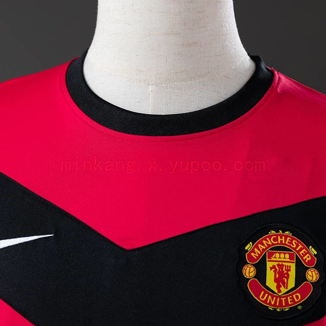M-U 2010 Home Long Sleeve Retro Jersey S-XXL 6