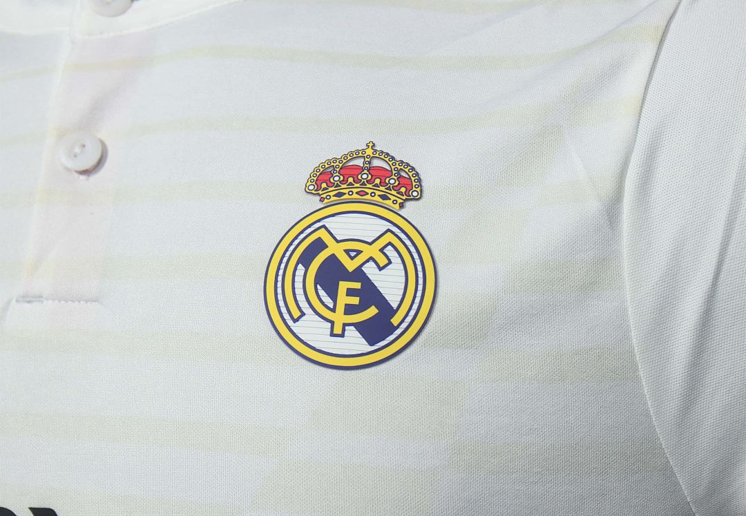 2014-15 Retro Real Madrid Home Kit Player 11