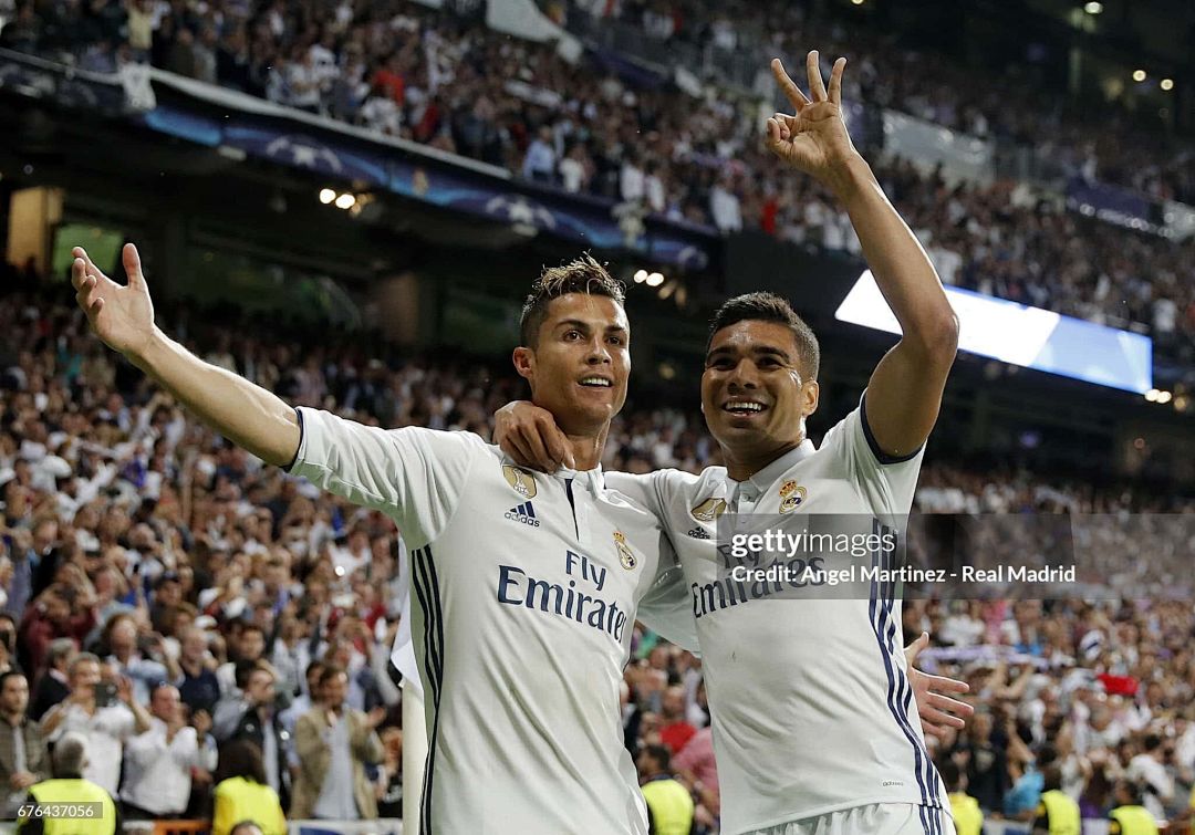 2016-17 Retro Real Madrid Home Kit Player Long Sleeve 4