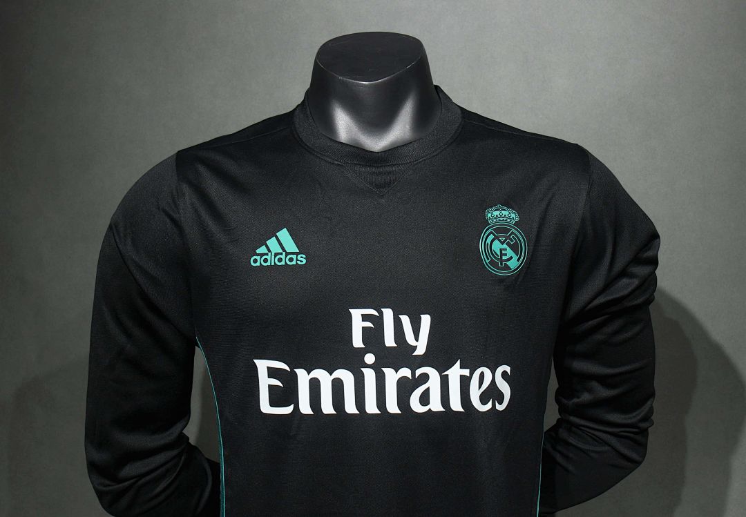 2017-18 Retro Real Madrid Away Kit Player Long Sleeve 5
