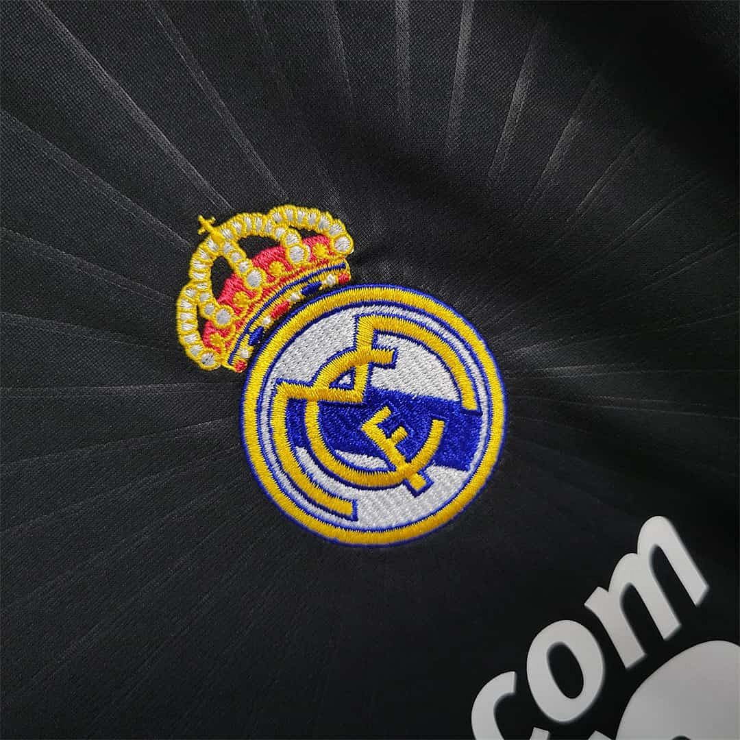 10-11 Real Madrid away long sleeve 7