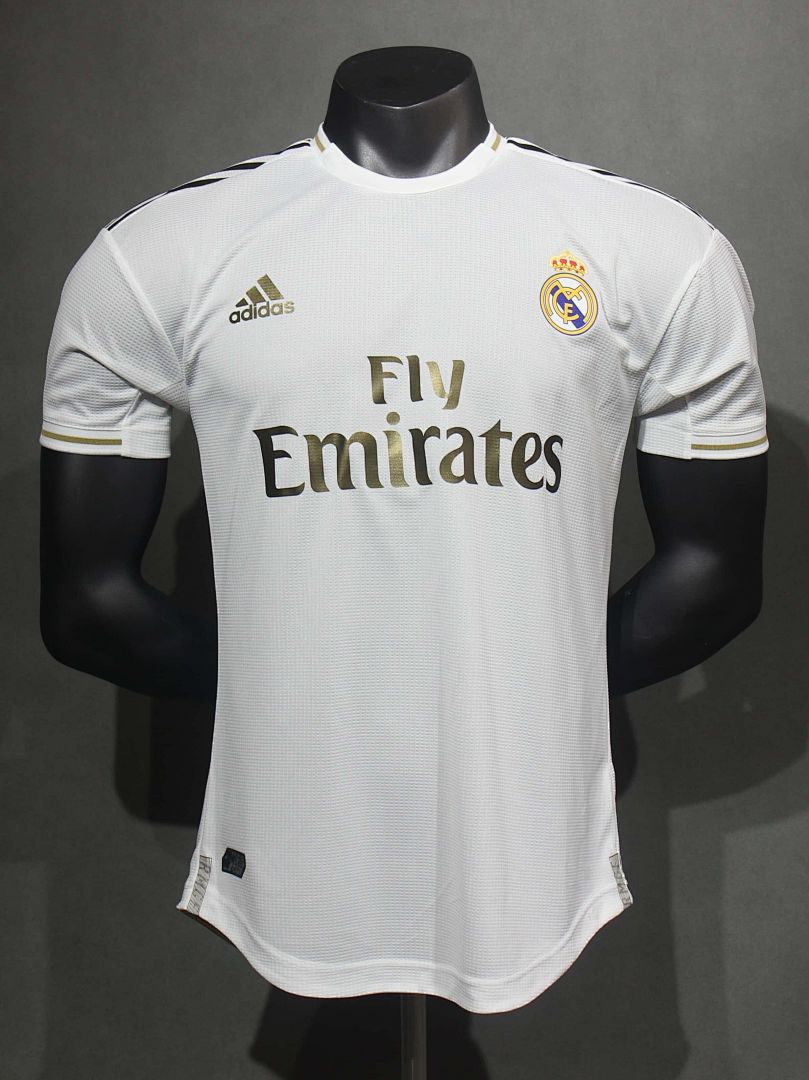 2019-20 Retro Real Madrid Home Kit Player