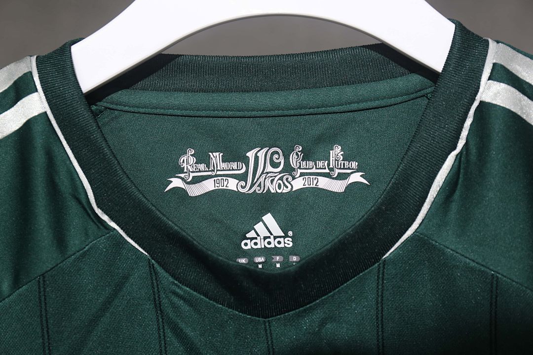 2012-13 Retro Real Madrid Second Away Kit Player 7