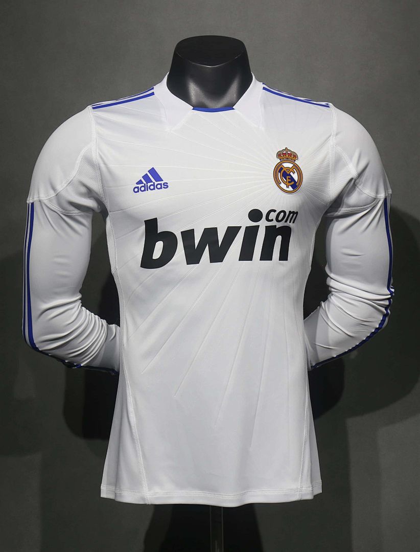 2010-11 Retro Real Madrid Home Kit Player Long Sleeves