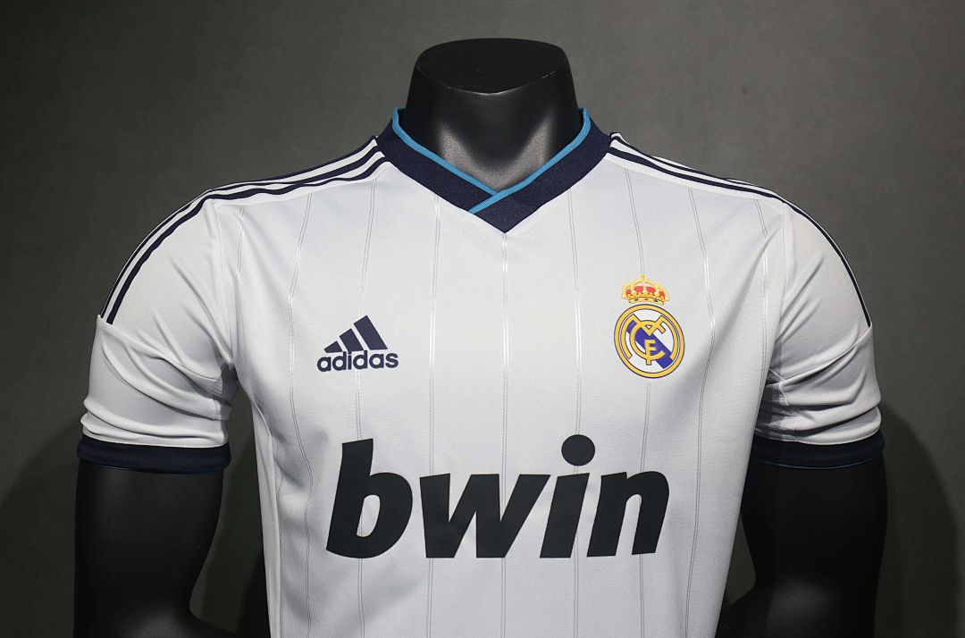 2012-13 Retro Real Madrid Home Kit Player 12