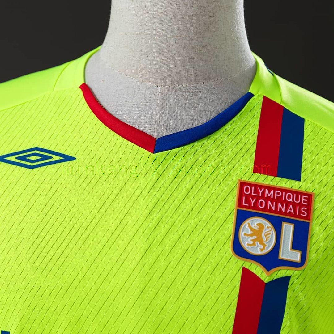 Olympique lyonnais 08_09 Away Retro Jersey S-XXL 7